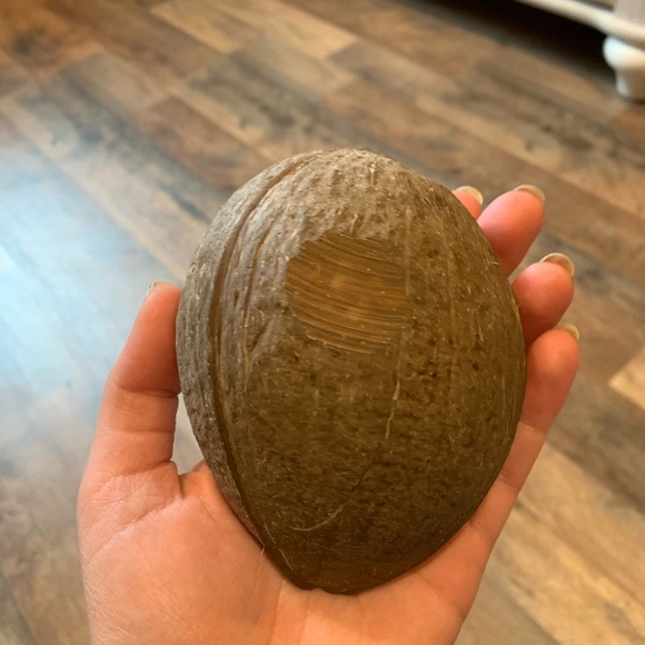 Floating half coconut grape scented candle - Picture 6 of 8